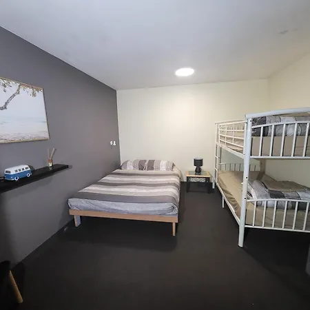 Swansea Backpacker Lodge Room photo