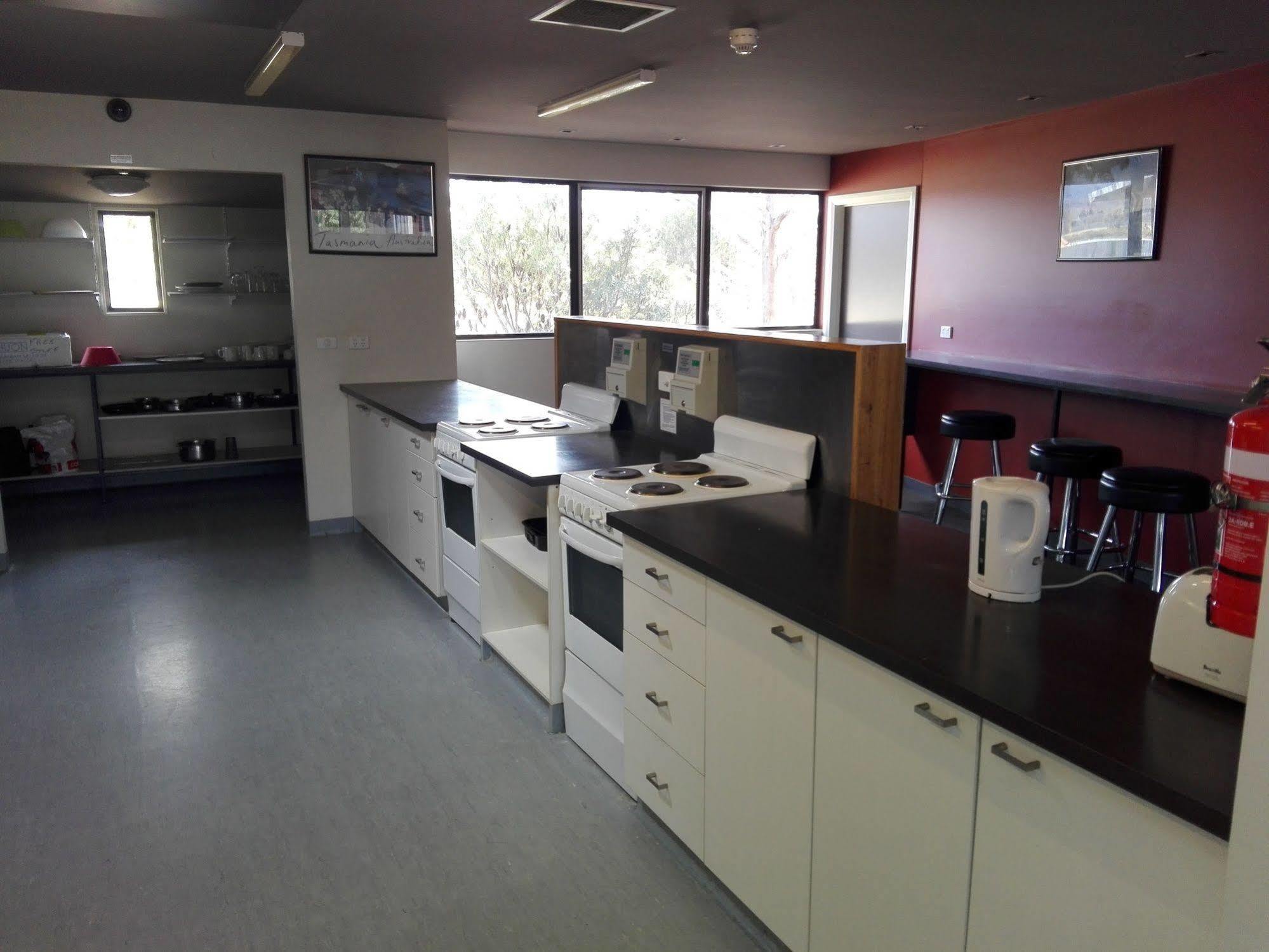 Swansea Backpacker Lodge Hostel